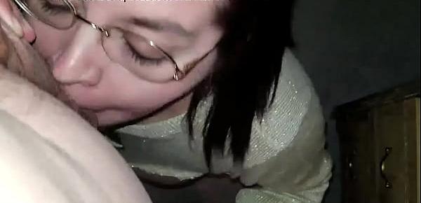  Sexy BBW Deepthroat Christmas Cumshot